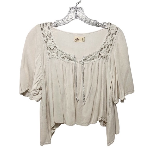 White Hollister Crop Top - Picture 3 of 9